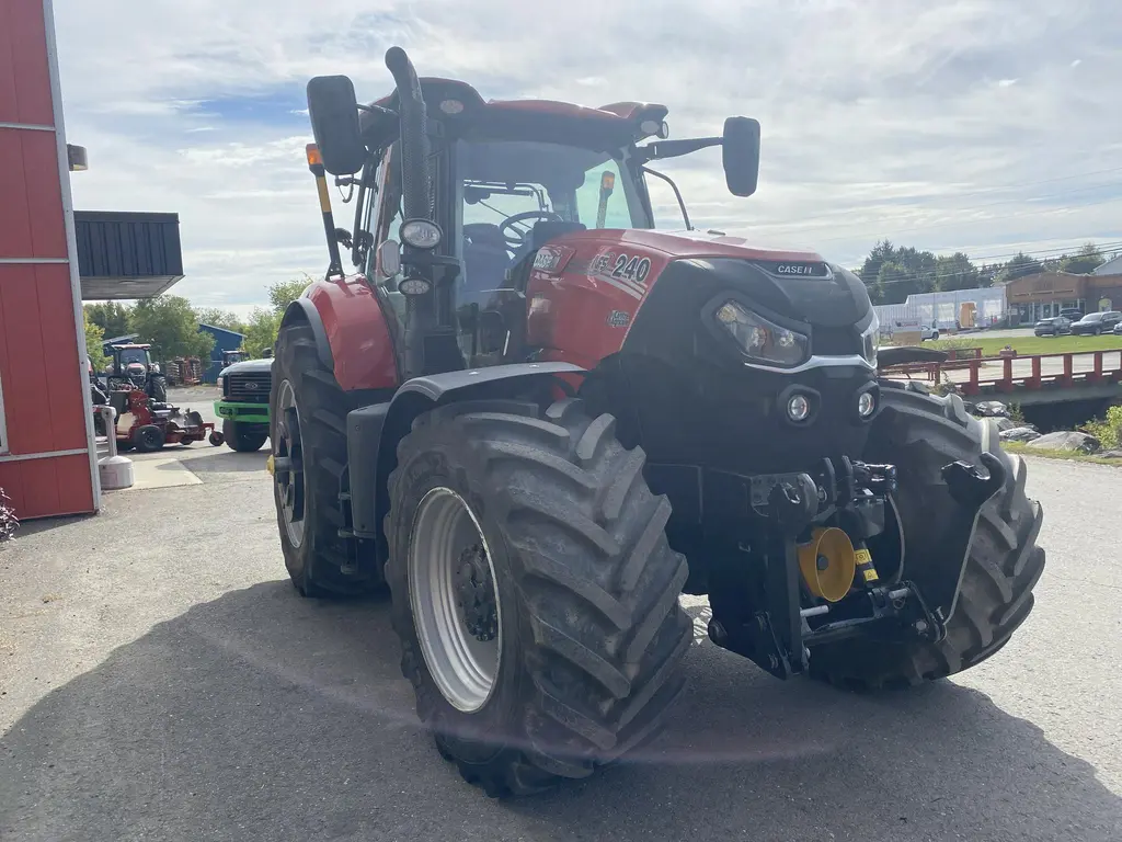2022 Case IH Puma 240 CVX
