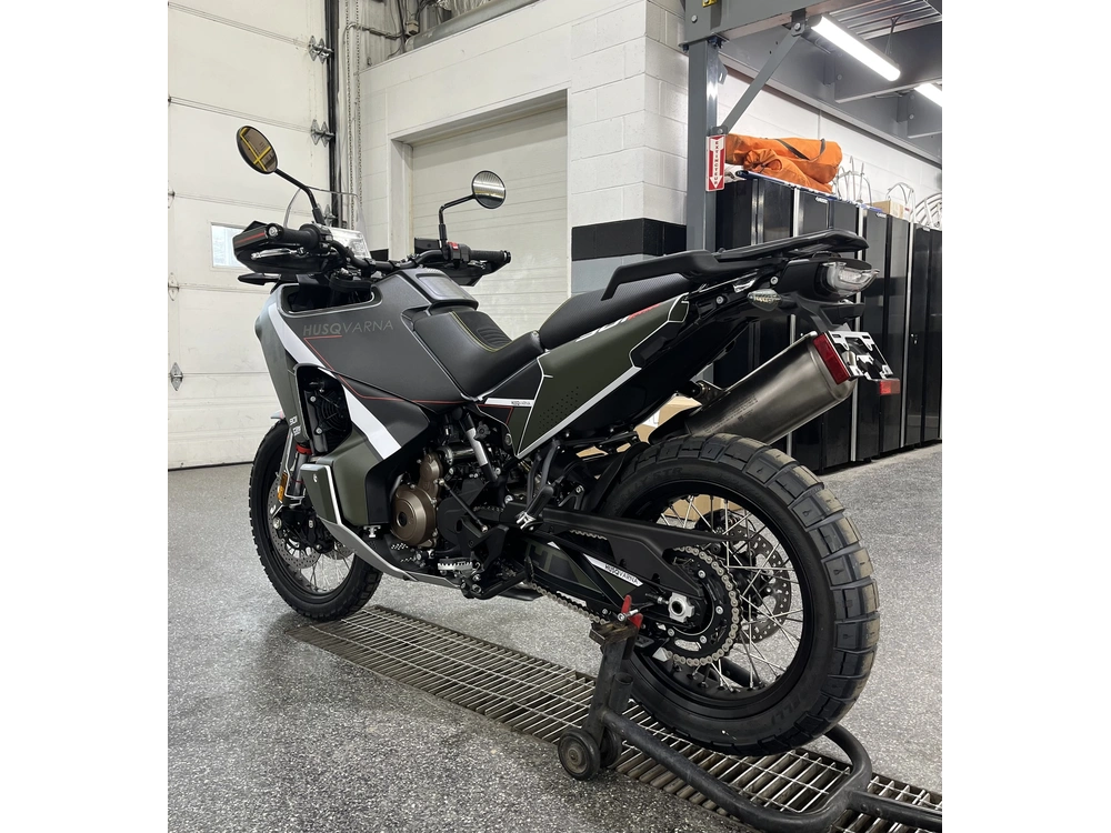 Husqvarna Norden 901 2025 alt