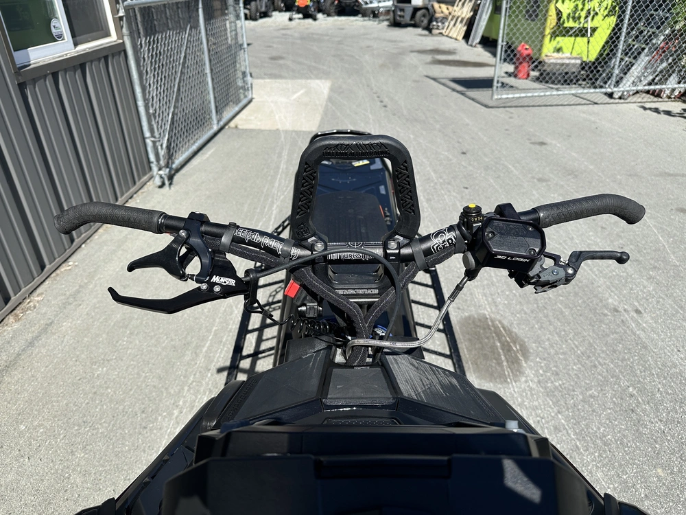 2025 Polaris Patriot Boost Rmk Khaos 155 Boost - Dealer Demo alt