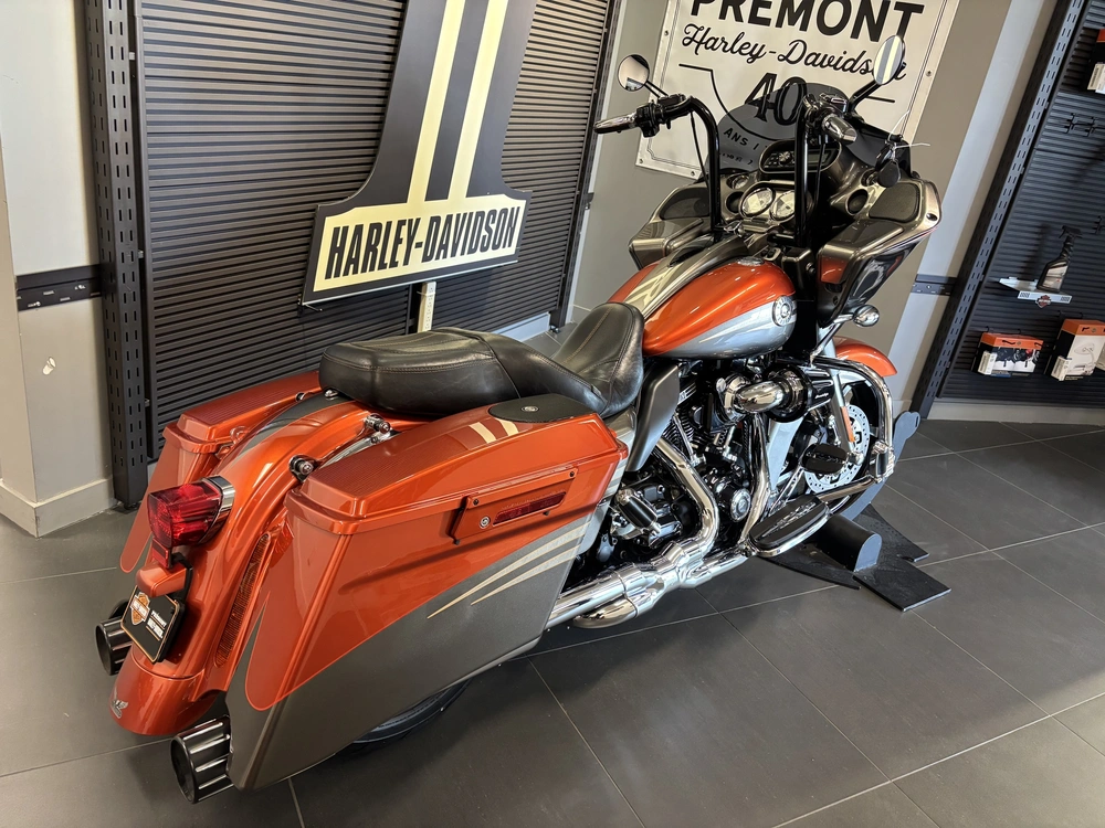 Harley-davidson Cvo Road Glide Fltrxse 2013