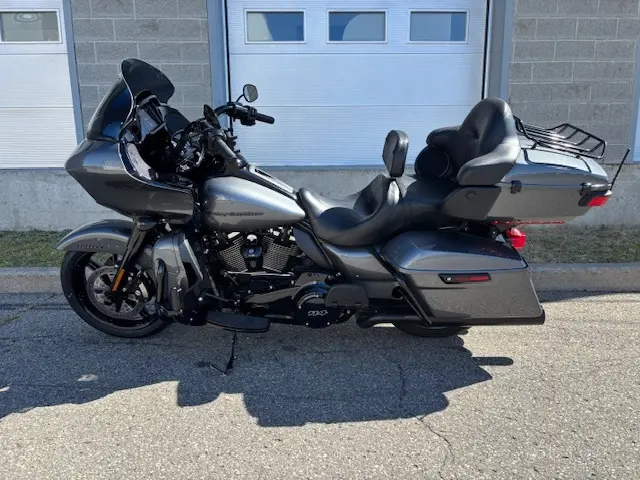 Harley-Davidson Road Glide LimitedFLTRK 2021