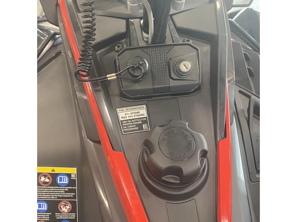 2024 Polaris Prostar S4 Voyageur 146 alt