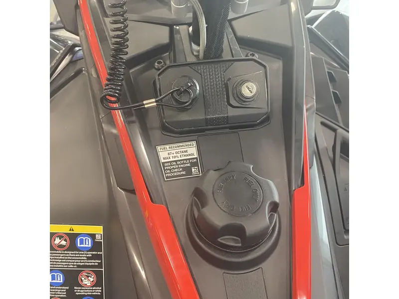 2024 Polaris PROSTAR S4 VOYAGEUR 146