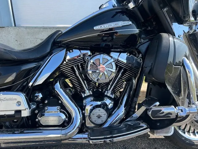 2011 Harley-Davidson ELECTRA GLIDE ULTRA LIMITEDFLHTK