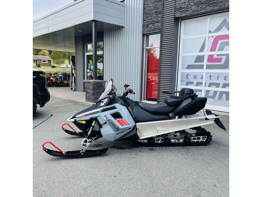 Polaris 550 Voyageur Adventure 144 Es S24cee5tsl 2024 alt