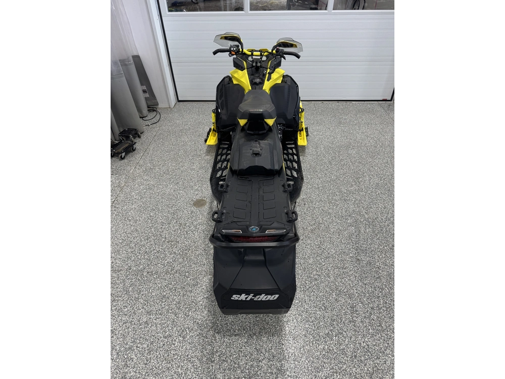 2022 Ski-doo Renegade Xrs 850 E-tec alt