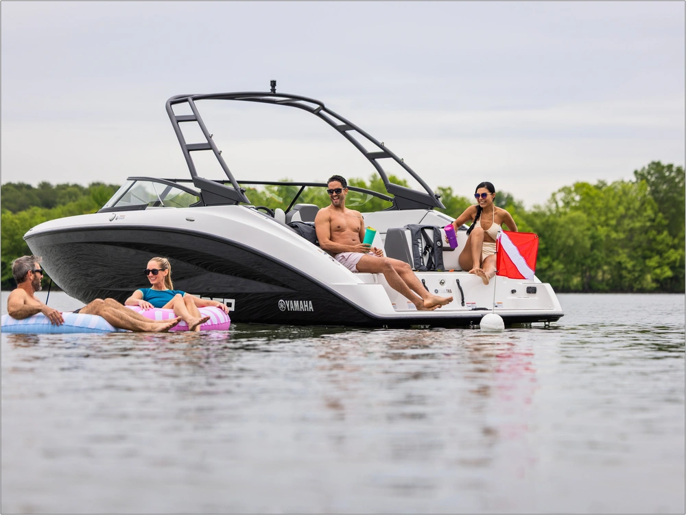 2026 Yamaha Ar250 alt