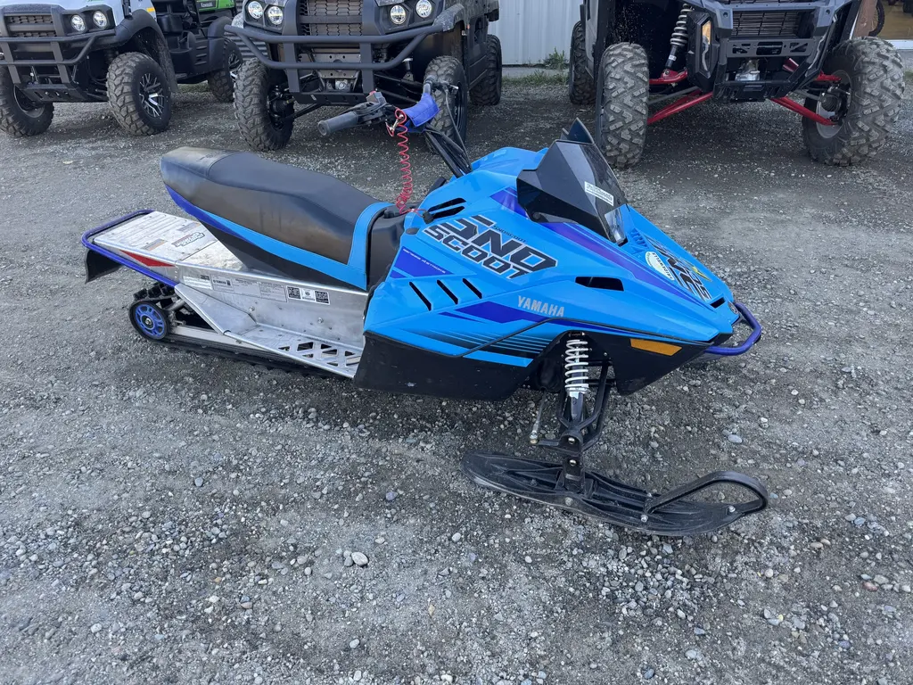 2020 Yamaha sno scoot 200