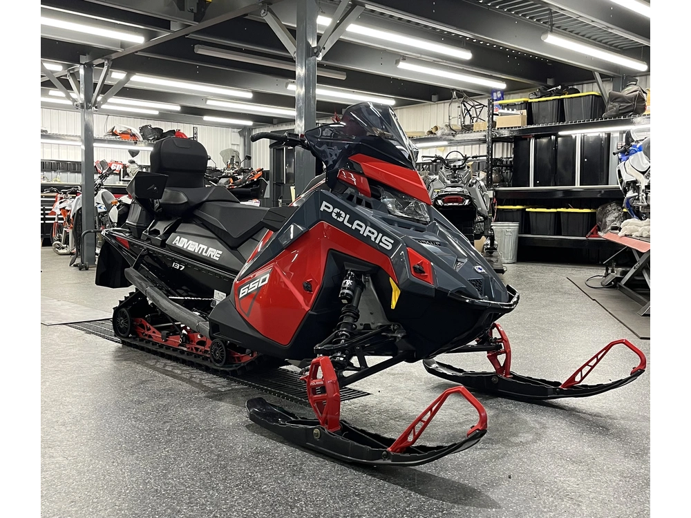 Polaris 650 Indy Adventure 137 2024 alt