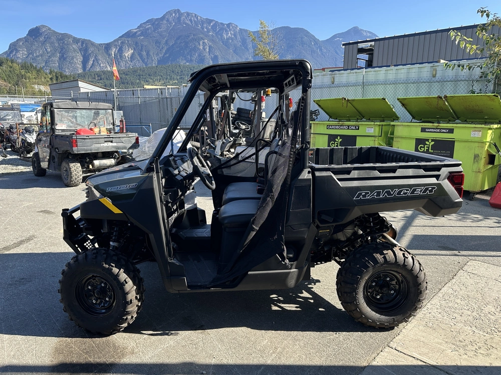 2025 Polaris Ranger 1000 Eps - Sage Green W/roof alt