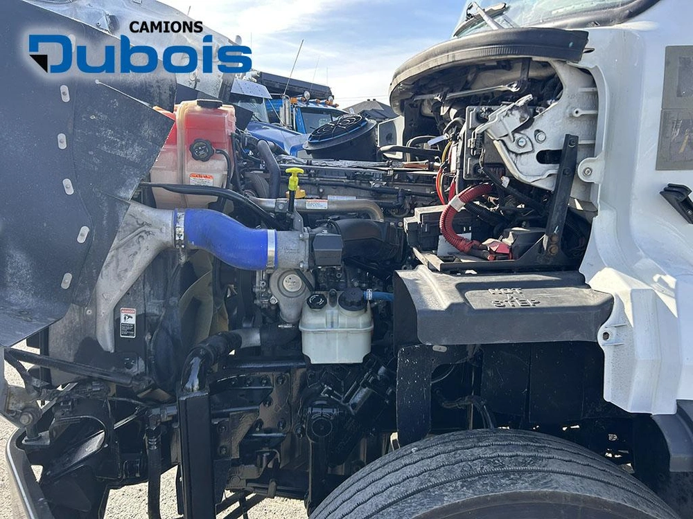 Freightliner 114sd 2021 alt