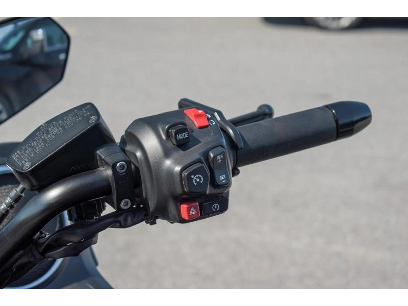 2018 Yamaha Star Eluder alt