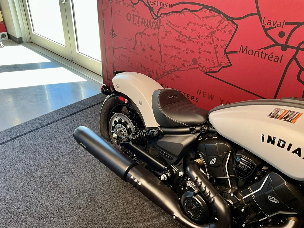 2025 Indian Motorcycle Scout Sixty Bobber Limited alt