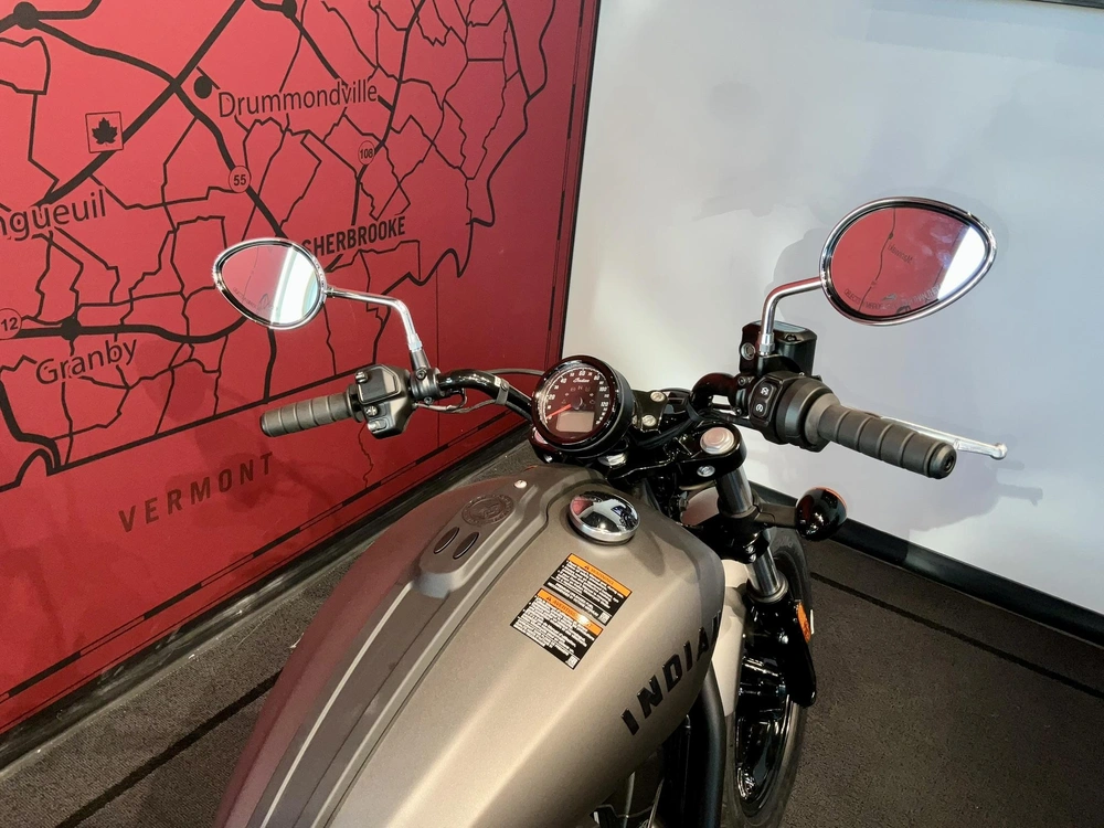 2025 Indian Motorcycle Scout Sixty Bobber Limited alt