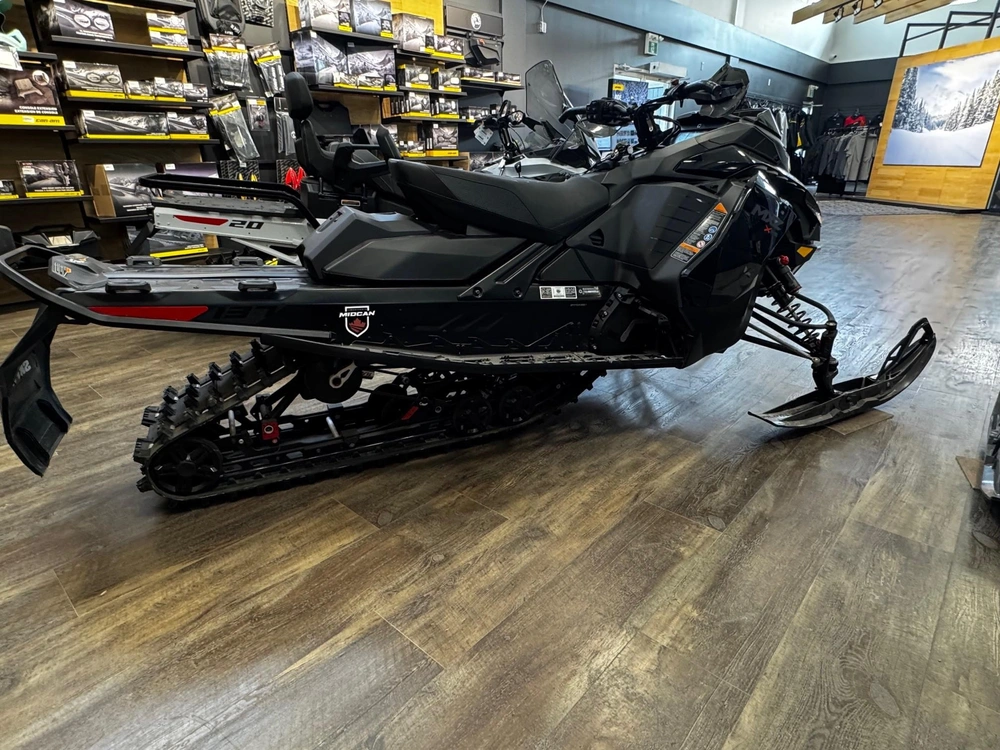 2024 Ski-doo Mxz X-rs® 850 E-tec® 137 1.5 alt
