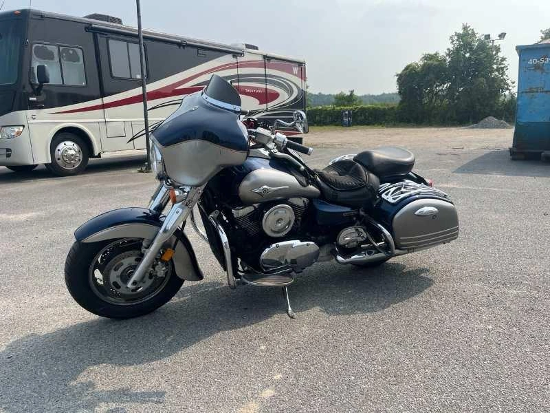 Kawasaki Vulcan 1600 Nomad 2005 alt
