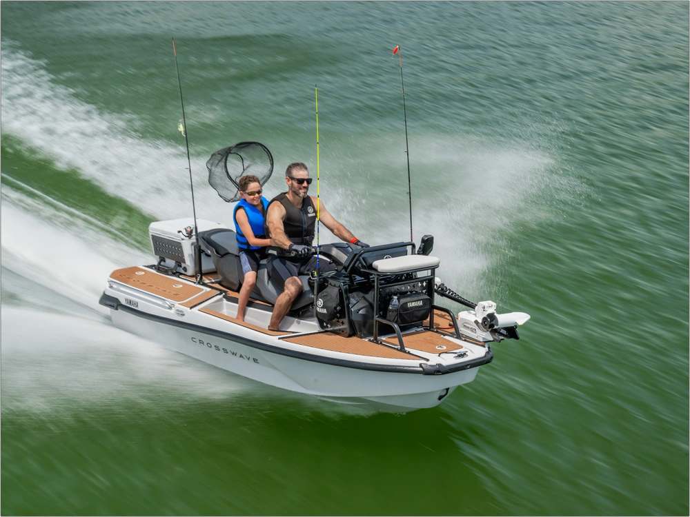 2026 Yamaha Crosswave alt