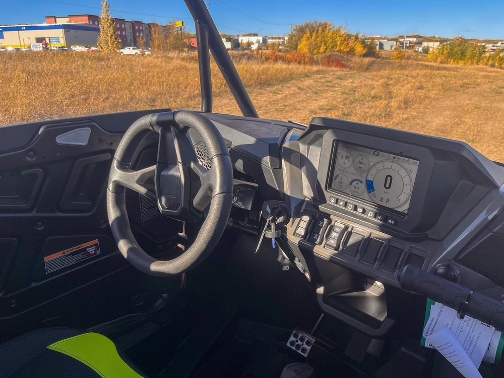 2025 Polaris Rzr Xp 4 1000 Ultimate alt