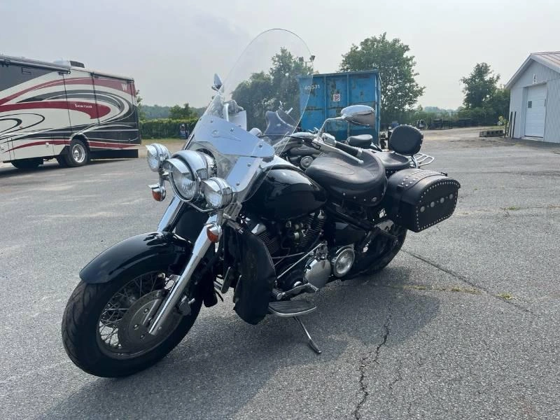 Suzuki Boulevard C50se 2004 alt
