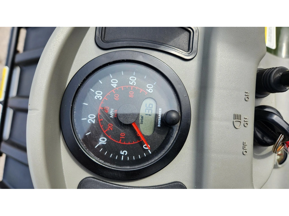 2002 Can-am Quest 650 alt