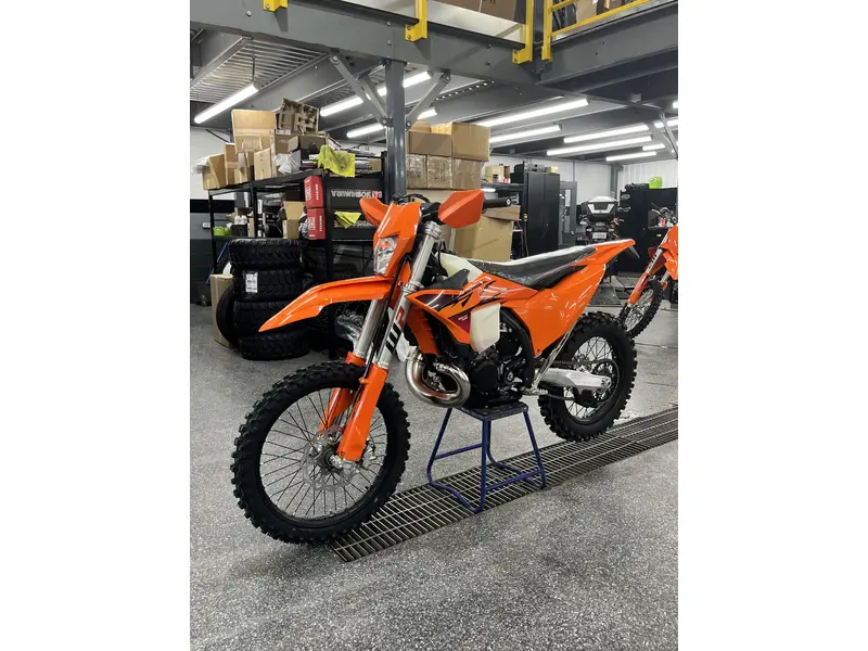 2026 KTM 300 XC-W thumbnail 7