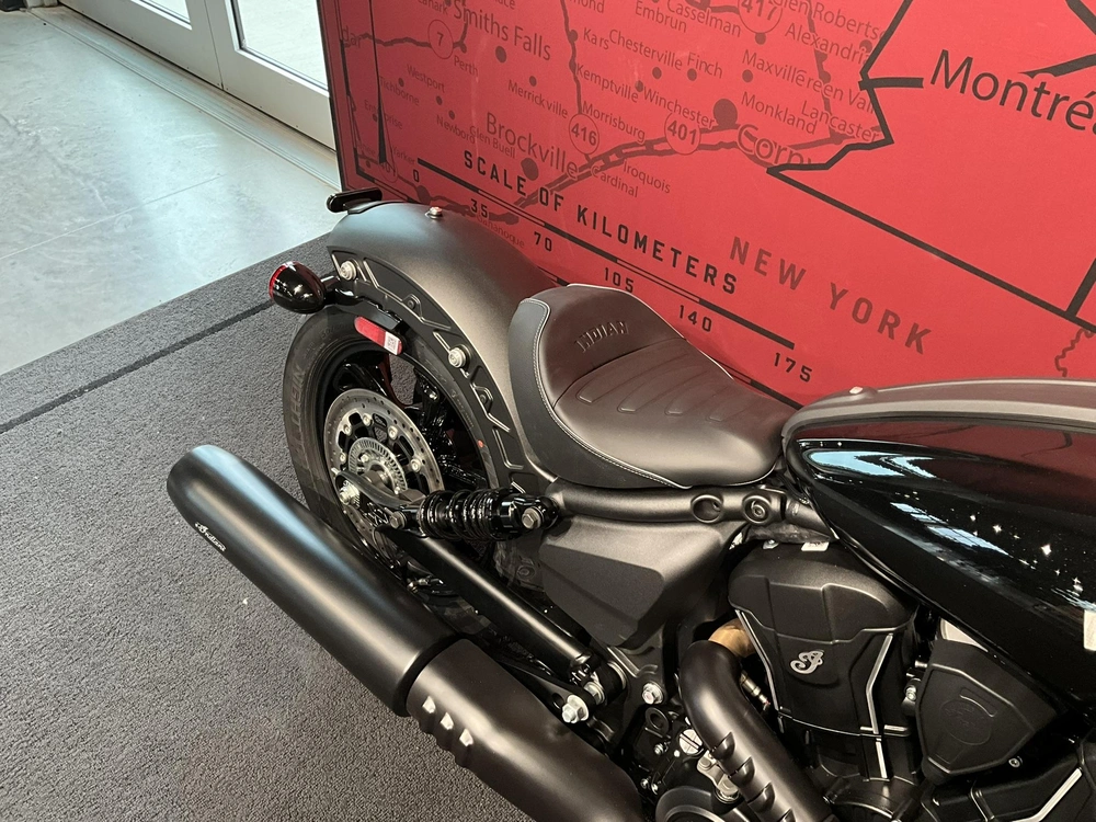 2025 Indian Motorcycle Scout Sixty Bobber alt