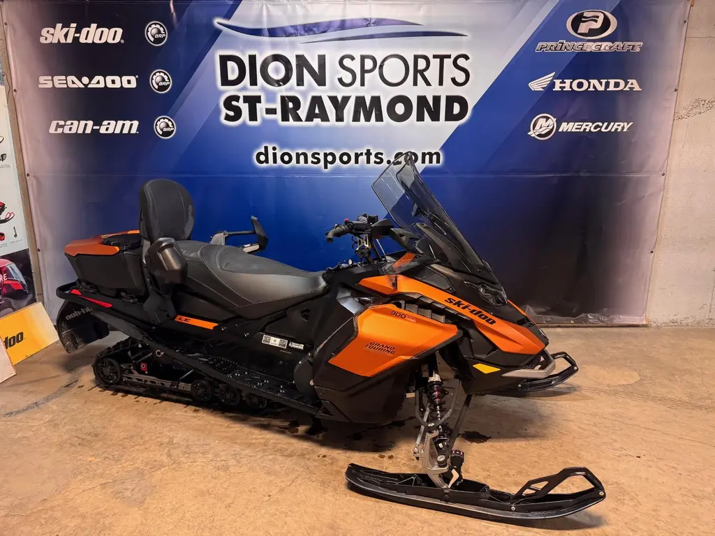 Ski-Doo GRAND TOURING LE LIMITED 900 TURBO 2025
