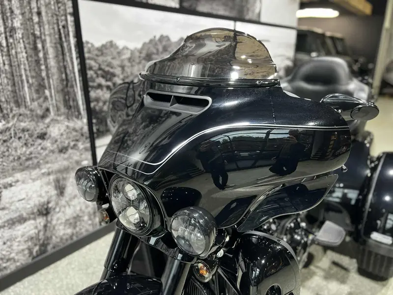 2025 Harley-Davidson TRI GLIDE ULTRA 114 BLACK ON BLACK