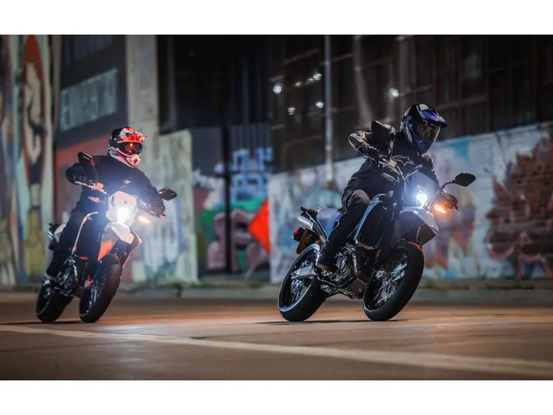 2026 Suzuki DR-Z4SM PRE-COMMANDE