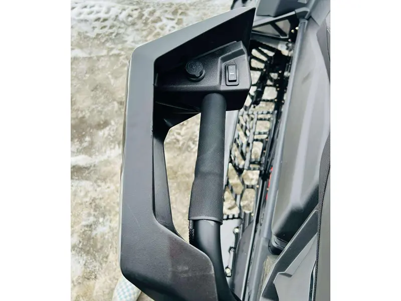 2025 Polaris PROSTAR S4 INDY ADVENTURE 137 S25TDE9FS