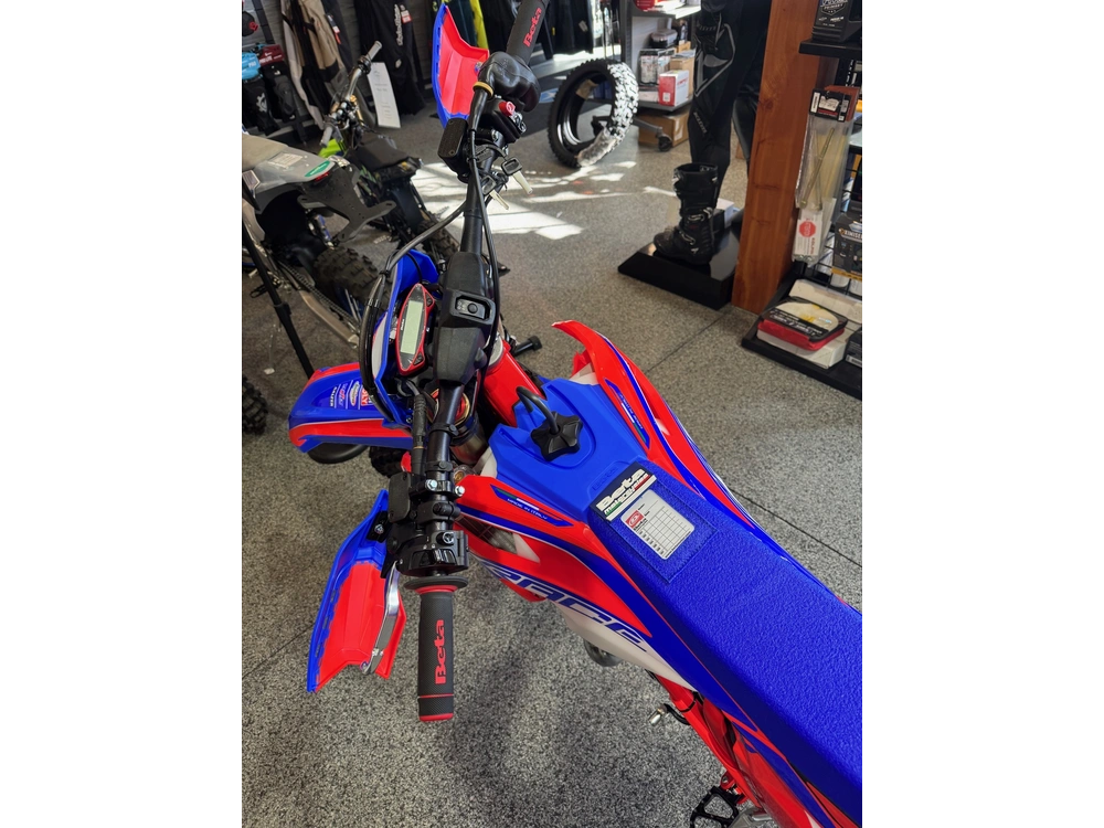2025 Beta 200rr Race Edition alt