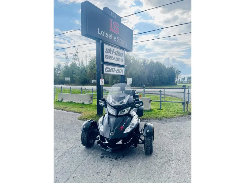 2010 Can-Am SPYDER RT S thumbnail 2
