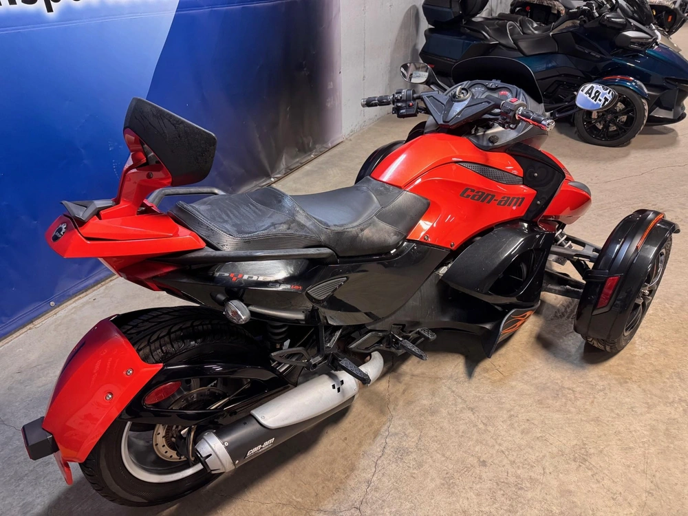 Can-am Spyder Rs Se5 2009 alt