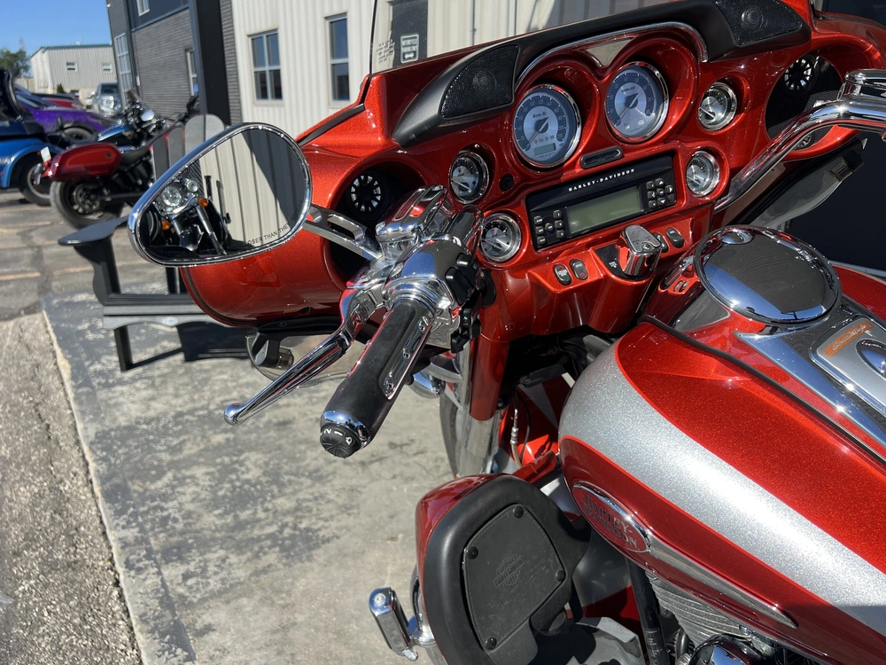 2008 Harley-davidson Flhtcuse - Cvo Ultra Limited alt