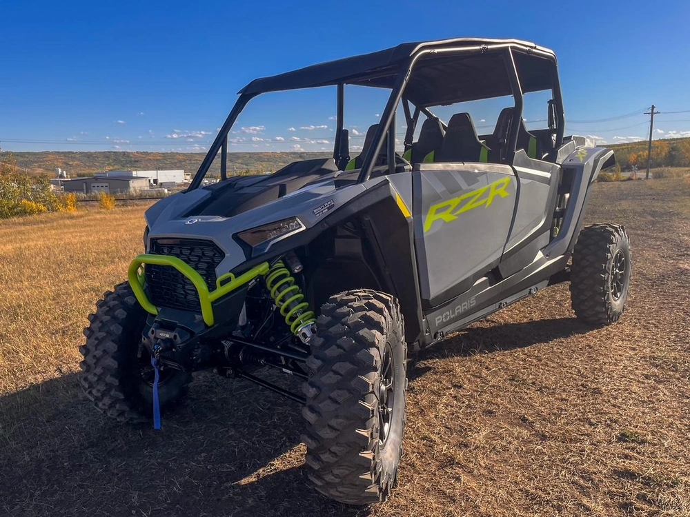 2025 Polaris Rzr Xp 4 1000 Ultimate alt