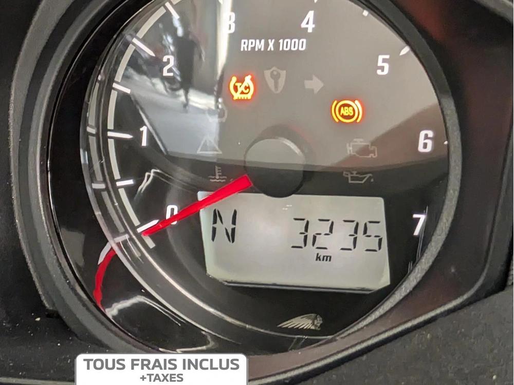 2023 Indian Motorcycles Challenger Dark Horse alt