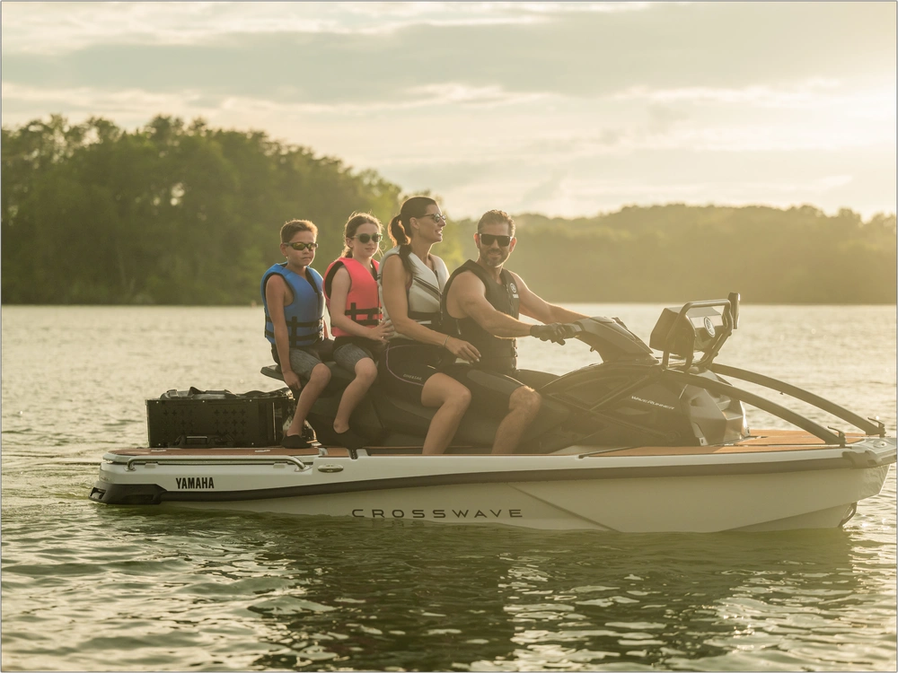 2026 Yamaha Crosswave alt