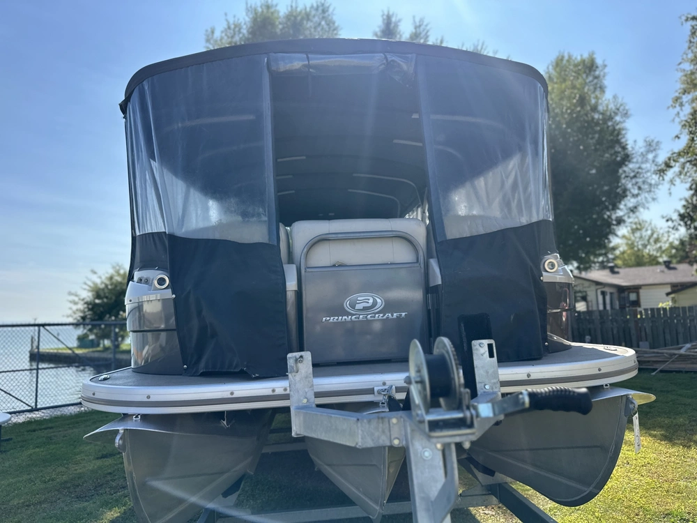 2013 Princecraft Vogue 25xt alt