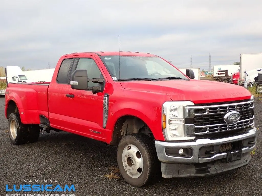 Ford F-350 XLT 2024