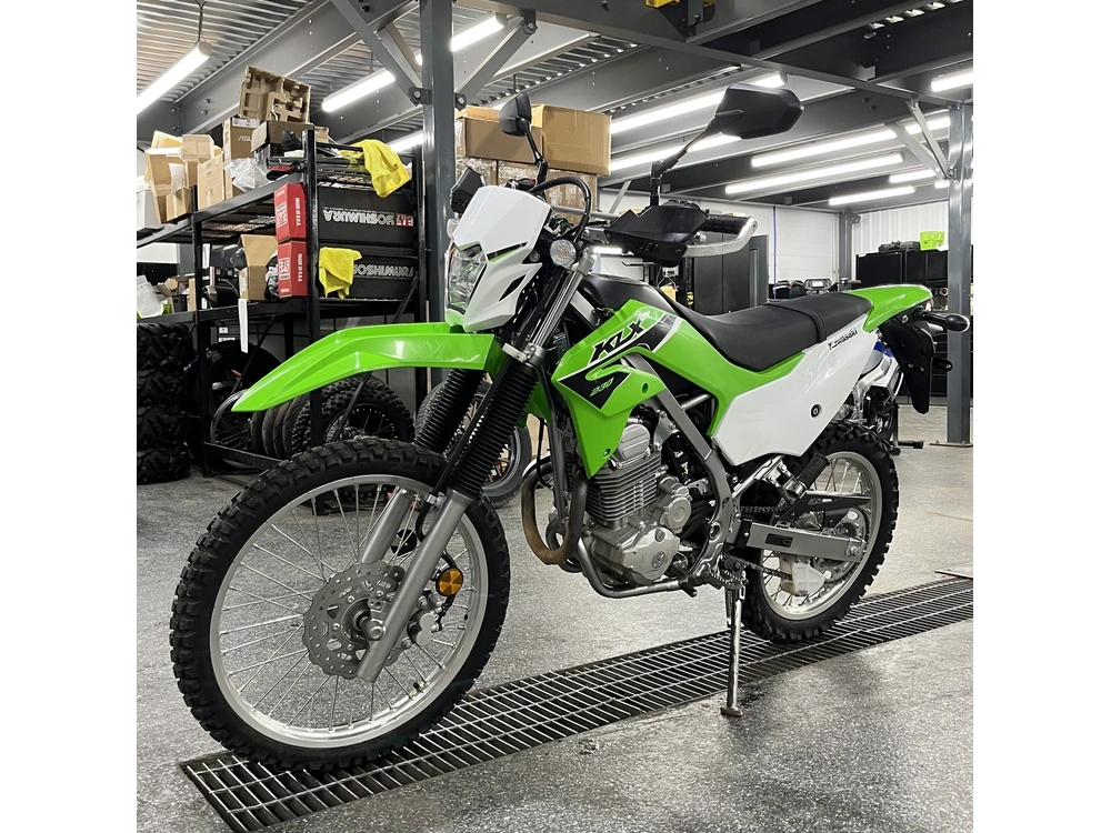 Kawasaki Klx230 2023 alt