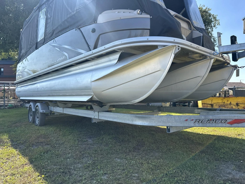 2013 Princecraft Vogue 25xt alt