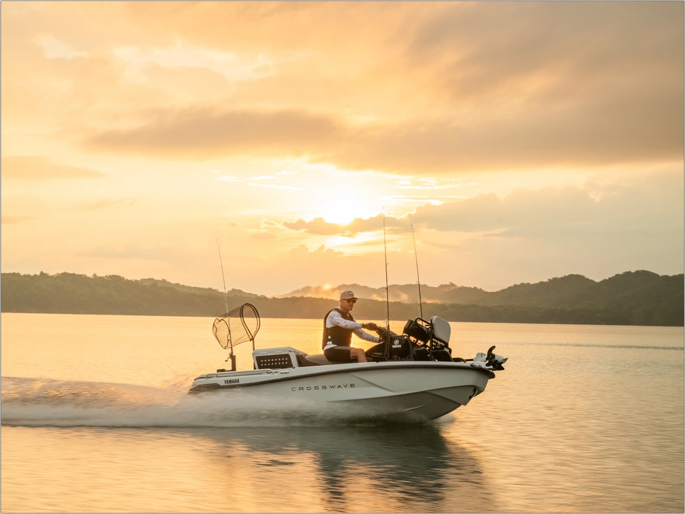 2026 Yamaha Crosswave alt