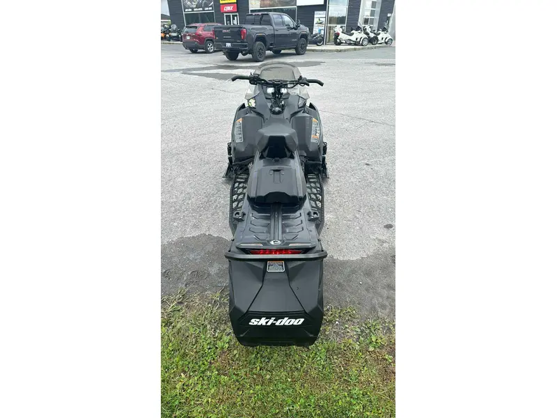 2023 Ski-Doo mxz blizzard850