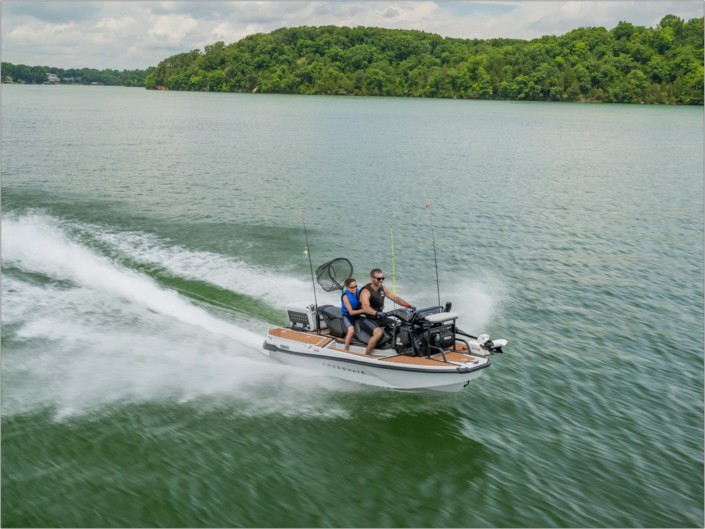 2026 Yamaha Crosswave alt