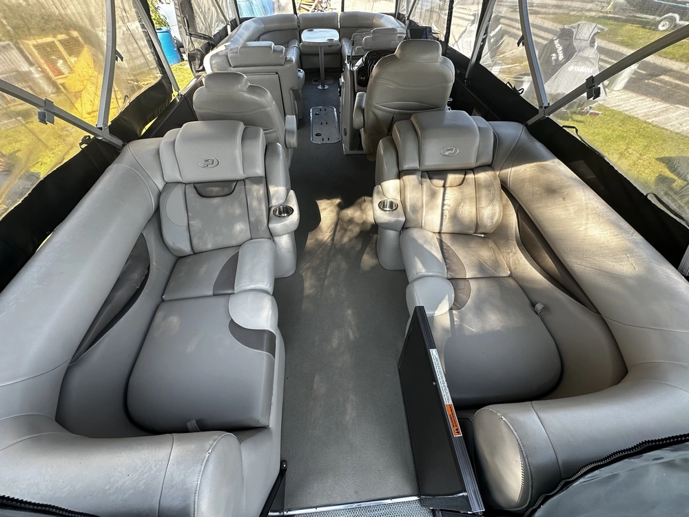 2013 Princecraft Vogue 25xt alt