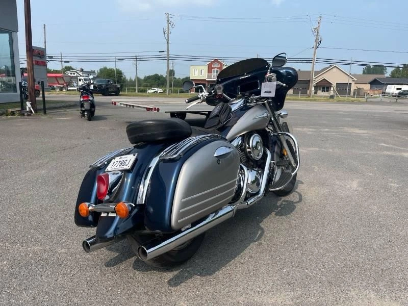 Kawasaki Vulcan 1600 Nomad 2005 alt