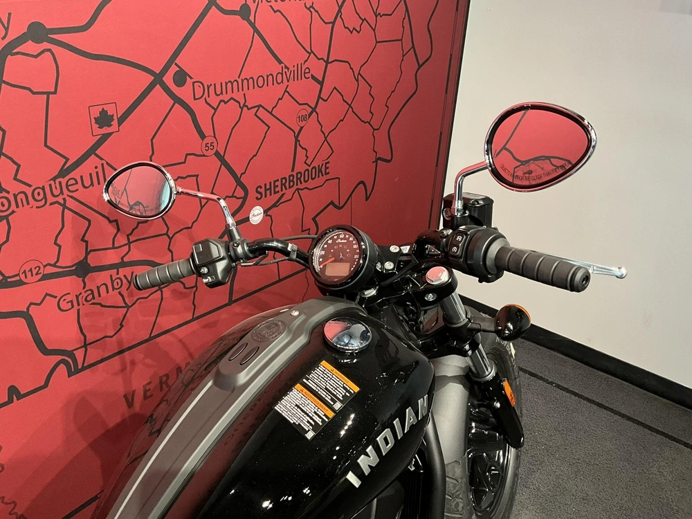 2025 Indian Motorcycle Scout Sixty Bobber alt