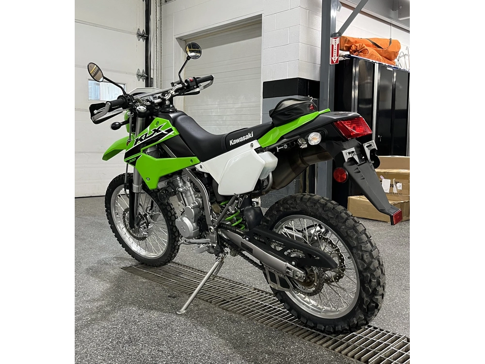 Kawasaki Klx300 2023 alt