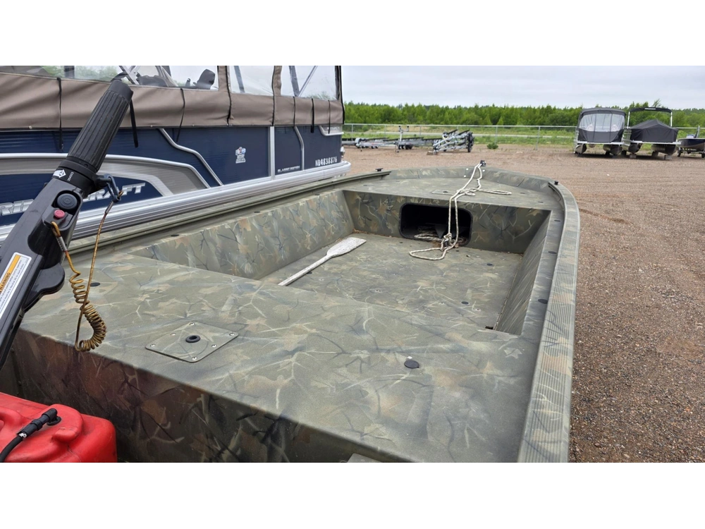 Tracker 1648 Mvx 2018 alt