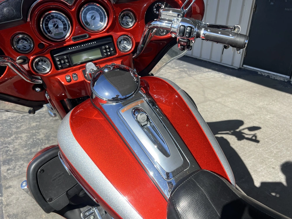 2008 Harley-davidson Flhtcuse - Cvo Ultra Limited alt